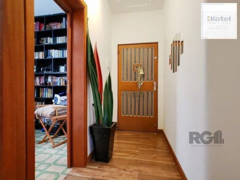 Apartamento Térreo com 02 dormitórios Na cidade Baixa em Porto Alegre/RS