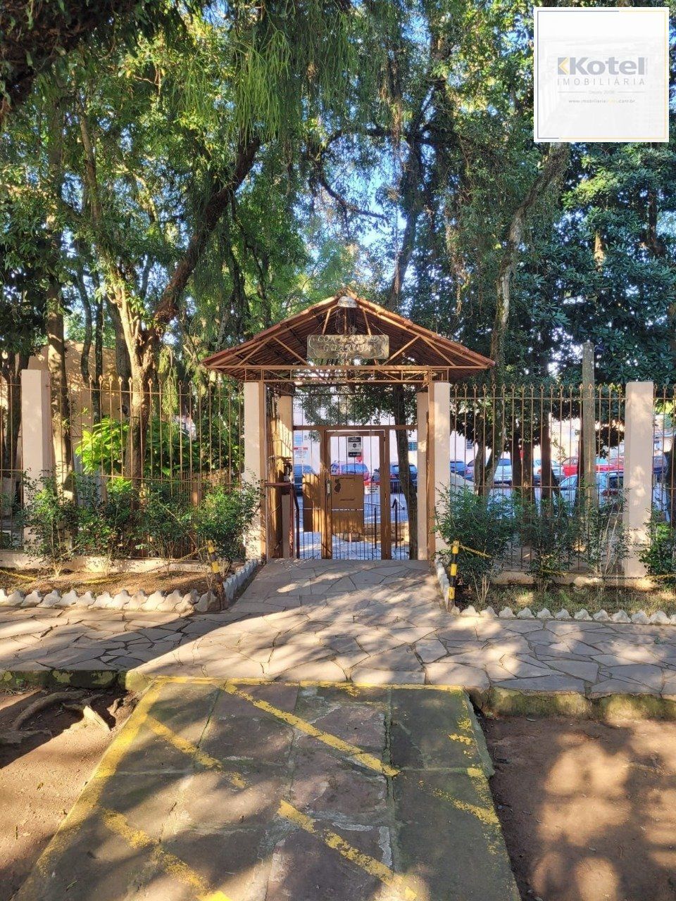 Sobrado para Venda - 36m², 2 dormitórios, 1 vaga - Guarujá, Porto Alegre — foto 3