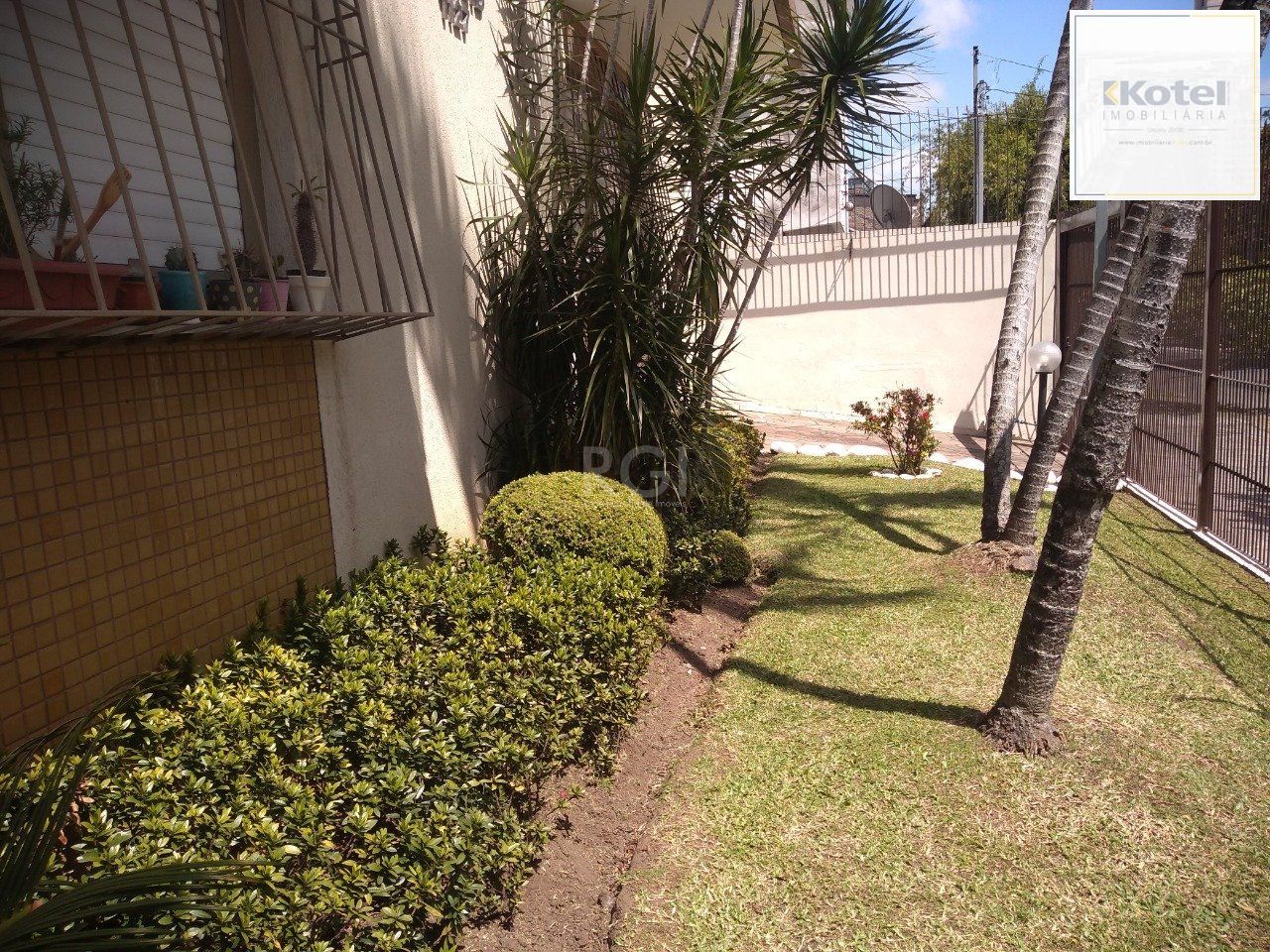 Apartamento para Venda - 66.65m², 2 dormitórios, Menino Deus, Porto Alegre