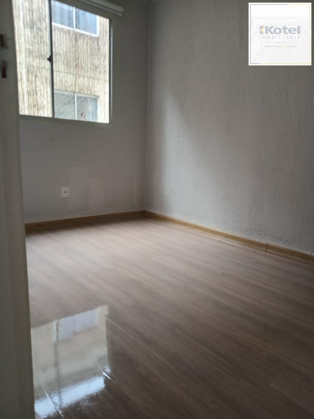 Apartamento com 02 Quartos e 01 Vaga no Bairro Mário Quintana em Porto Alegre — foto 3