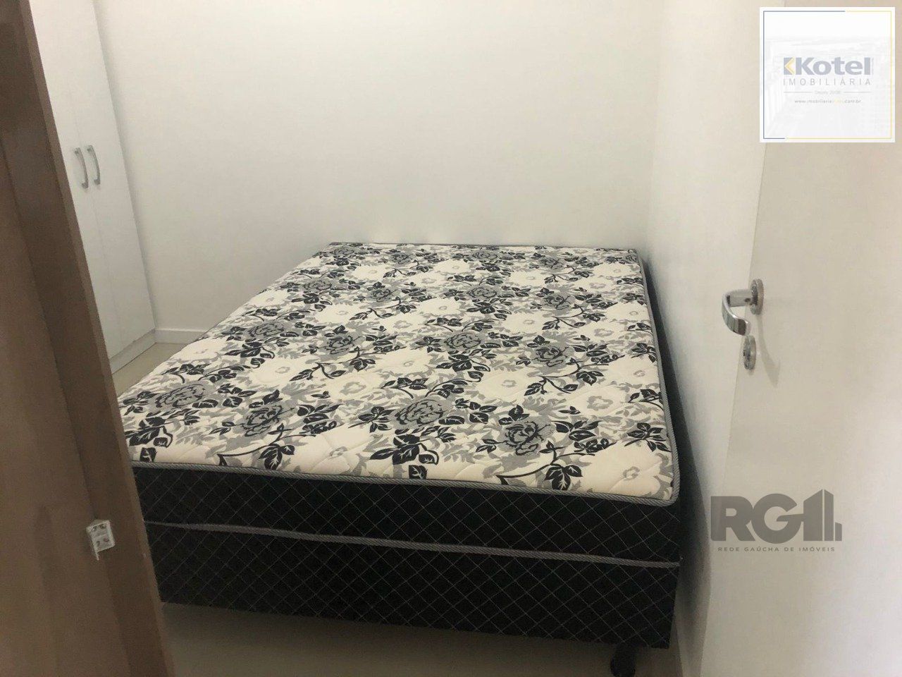 Apartamento  à Venda em Porto Alegre, Rio Grande do Sul