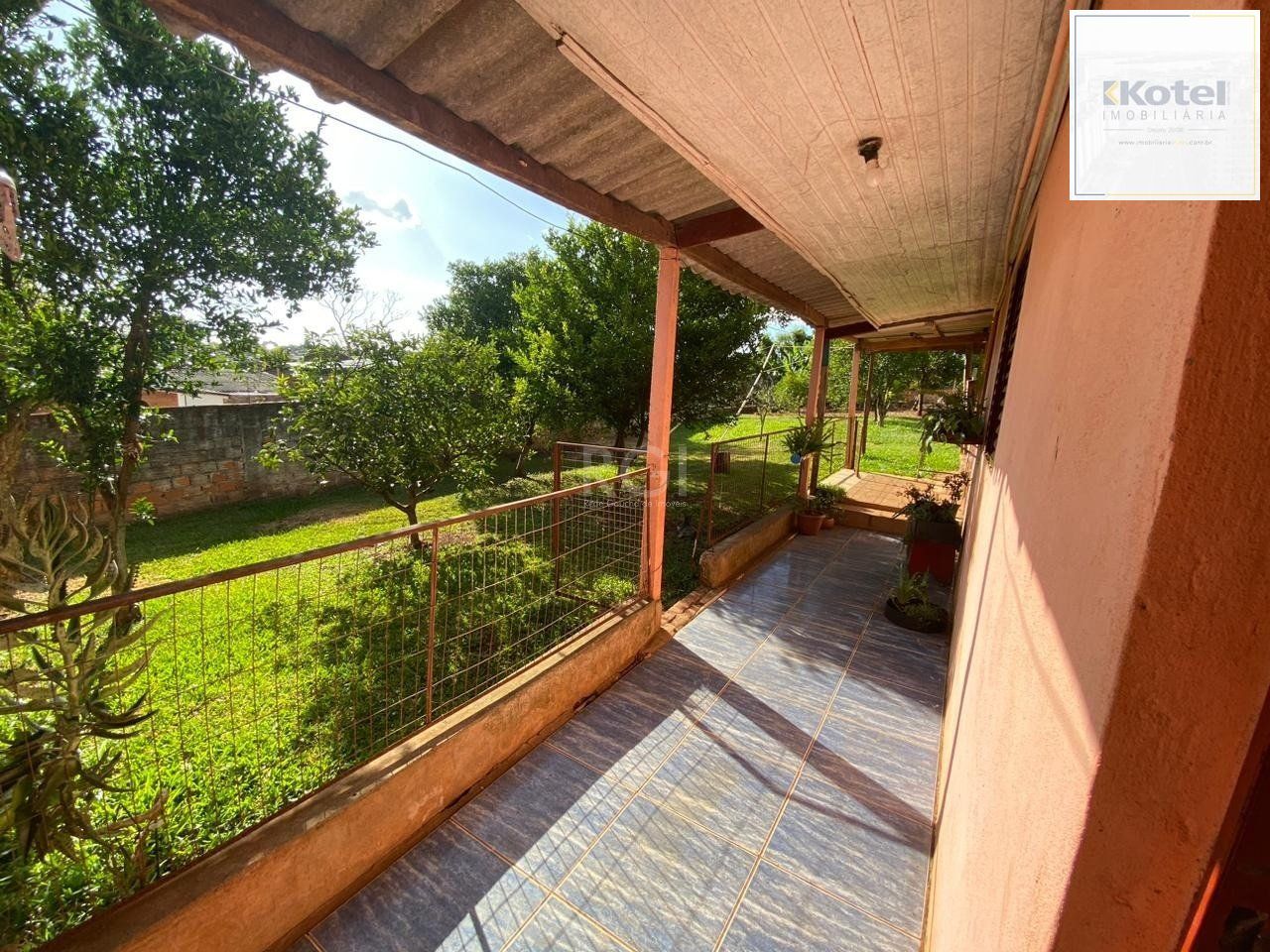 Casa com 3 quartos, 1 suíte, vaga, varanda, no bairro Hilda, Cruz Alta/RS — foto 1