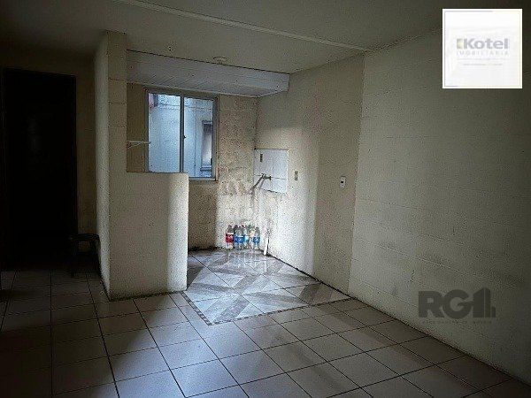 APARTAMENTO 02 QUARTOS E VAGA, BAIRRO VILA VOVA, PORTO ALEGRE, RS — foto 2