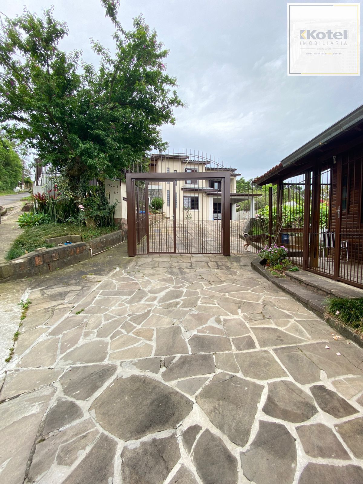 Casa Residencial à Venda em Porto Alegre — foto 2