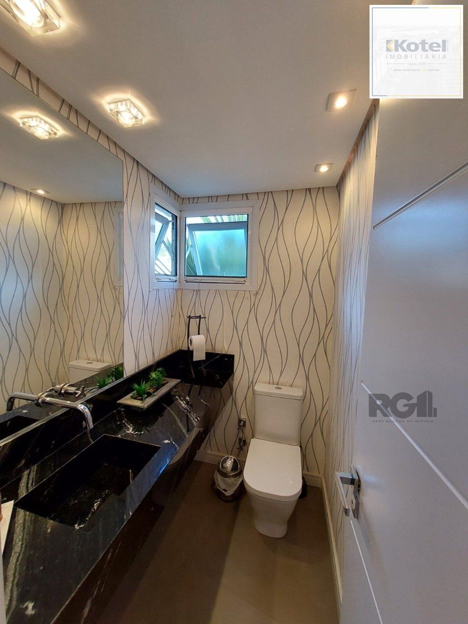 Casa para Venda - 296m², 3 dormitórios, sendo 1 suites, 3 vagas - Vila Nova, Poa — foto 3