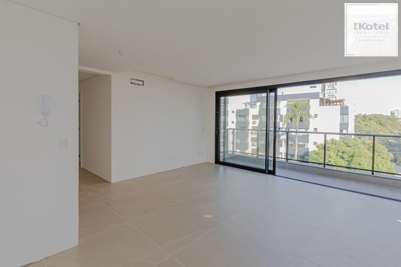 APARTAMENTO, 2 DORMITÓRIOS, 2 SUÍTES, VARANDA, VAGA DE GARAGEM, BAIRRO MENINO DEUS, PORTO ALEGRE/RS — foto 3