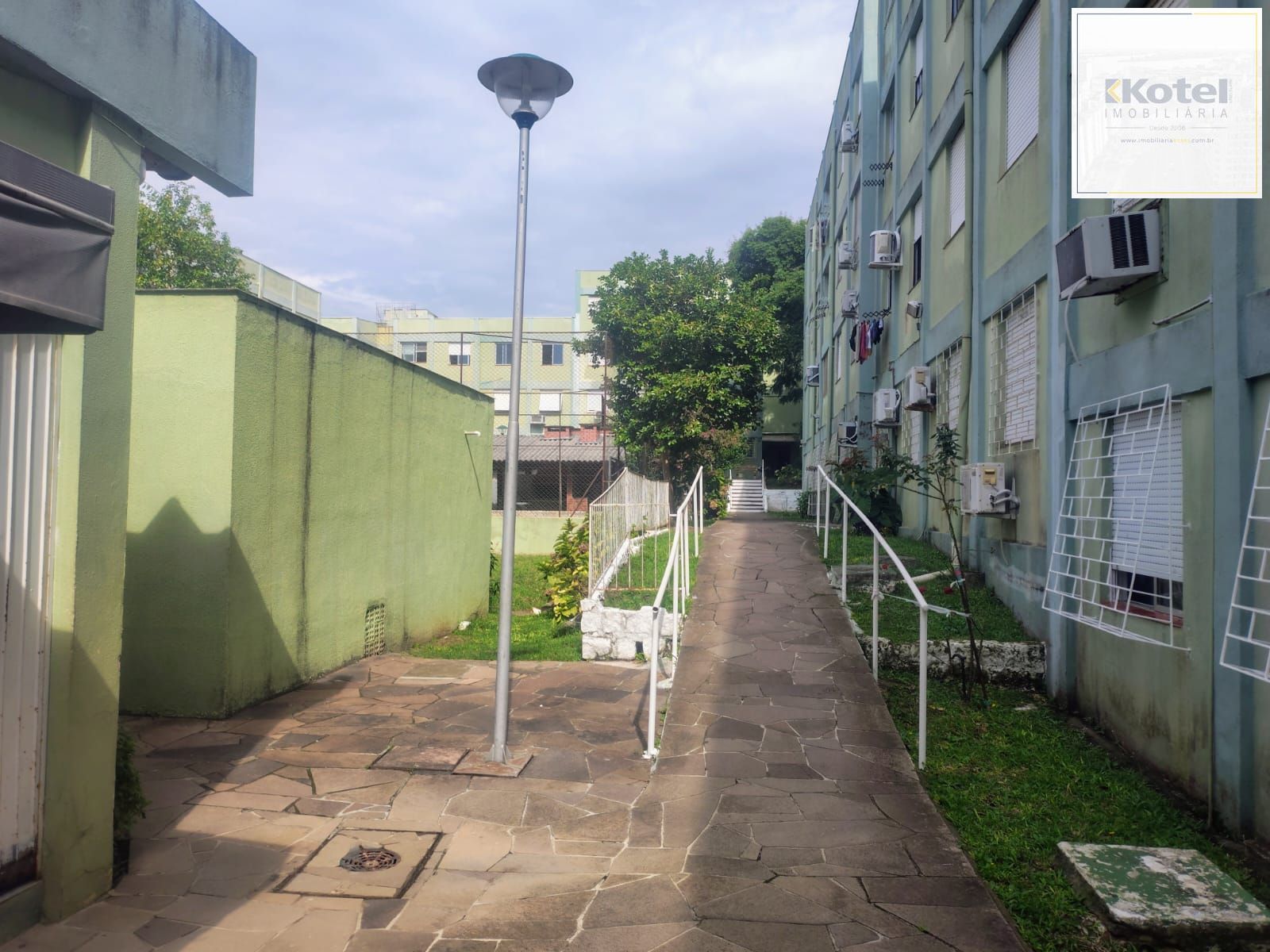 Apartamento de 2 dormitórios , portaria , salão de festas com churrsaqueira ! — foto 5