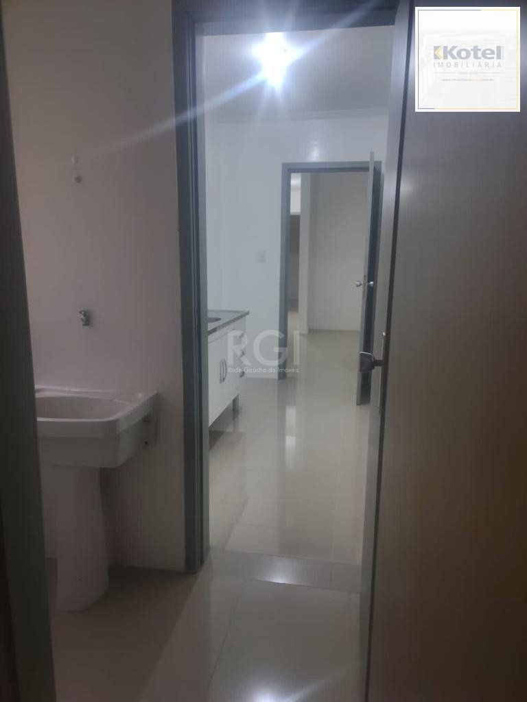 Apartamento - 73.19m², 3 Quartos, sendo 1 suites, Mont Serrat, Porto Alegre/RS — foto 2