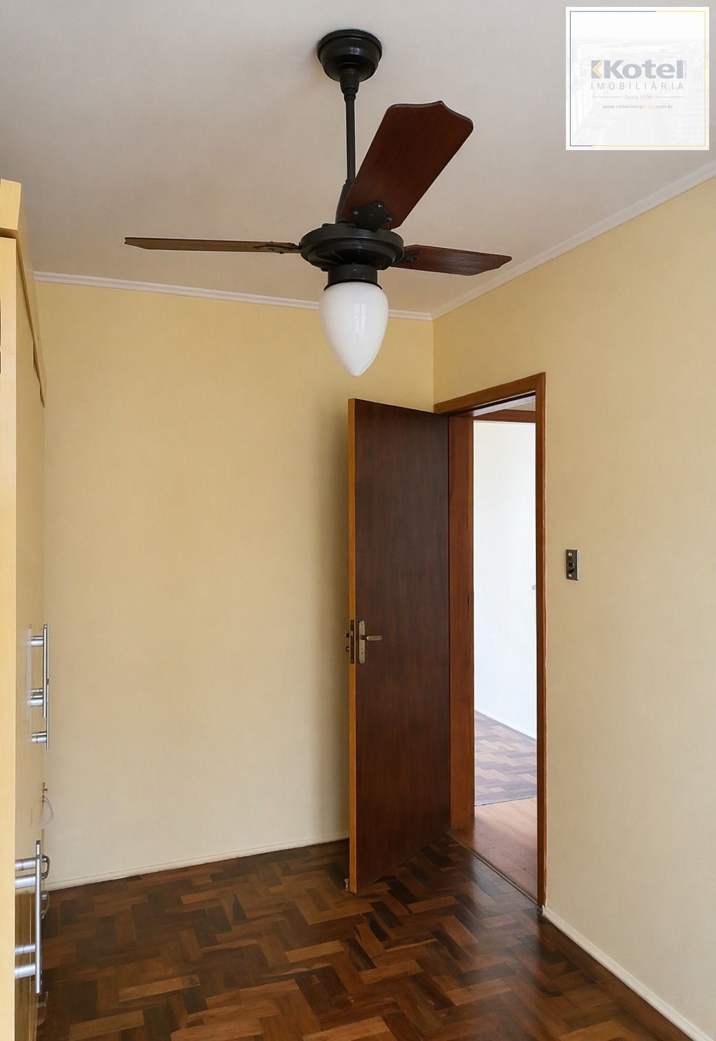 EXCELENTE APTO 2 DORM COM VAGA ROTATIVA