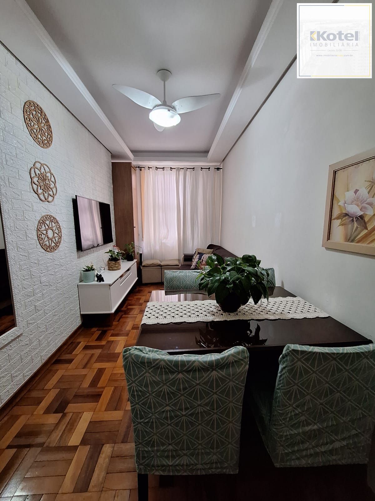Apartamento com 02 quartos no Centro de Porto Alegre