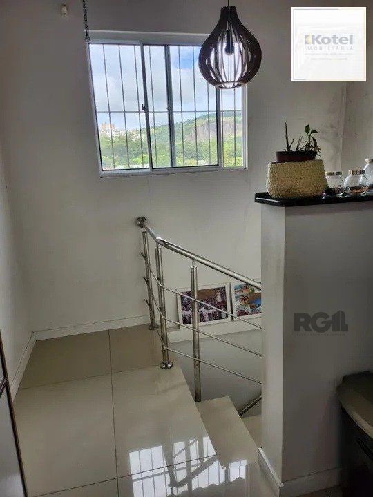 Casa com 4 quartos, 1 suíte, 7 vagas - 97,32m² no bairro Jardim Carvalho, Poa/RS