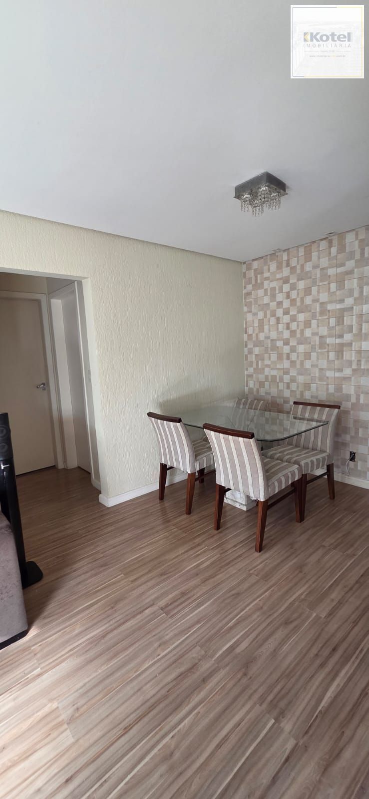 Apartamento com 02 quarto e 01 vaga no Bairro Praia de Belas em Porto Alegre