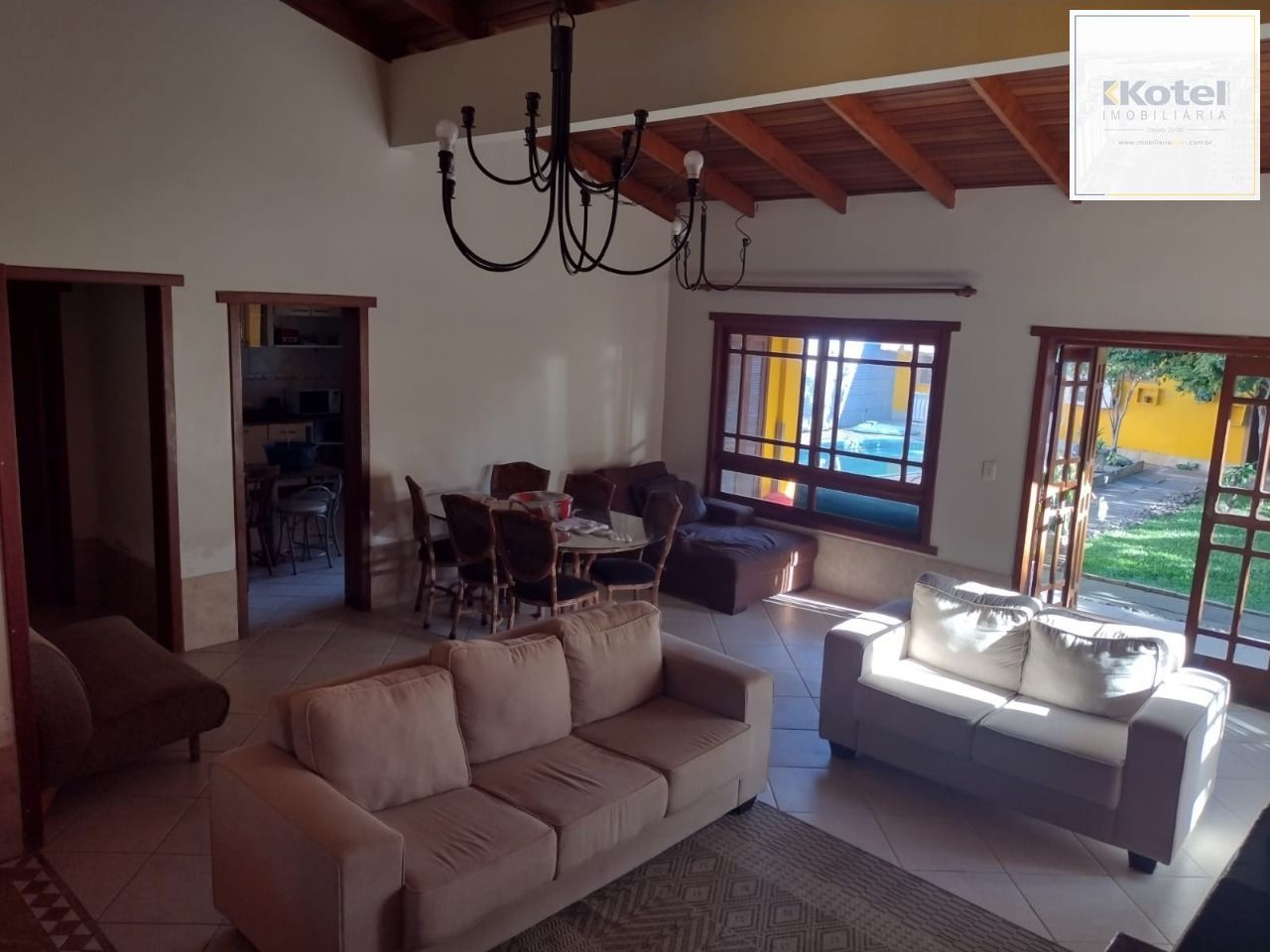 Casa para Venda - 693.6m², 5 dormitórios, sendo 3 suites, 4 vagas - Hípica — foto 3