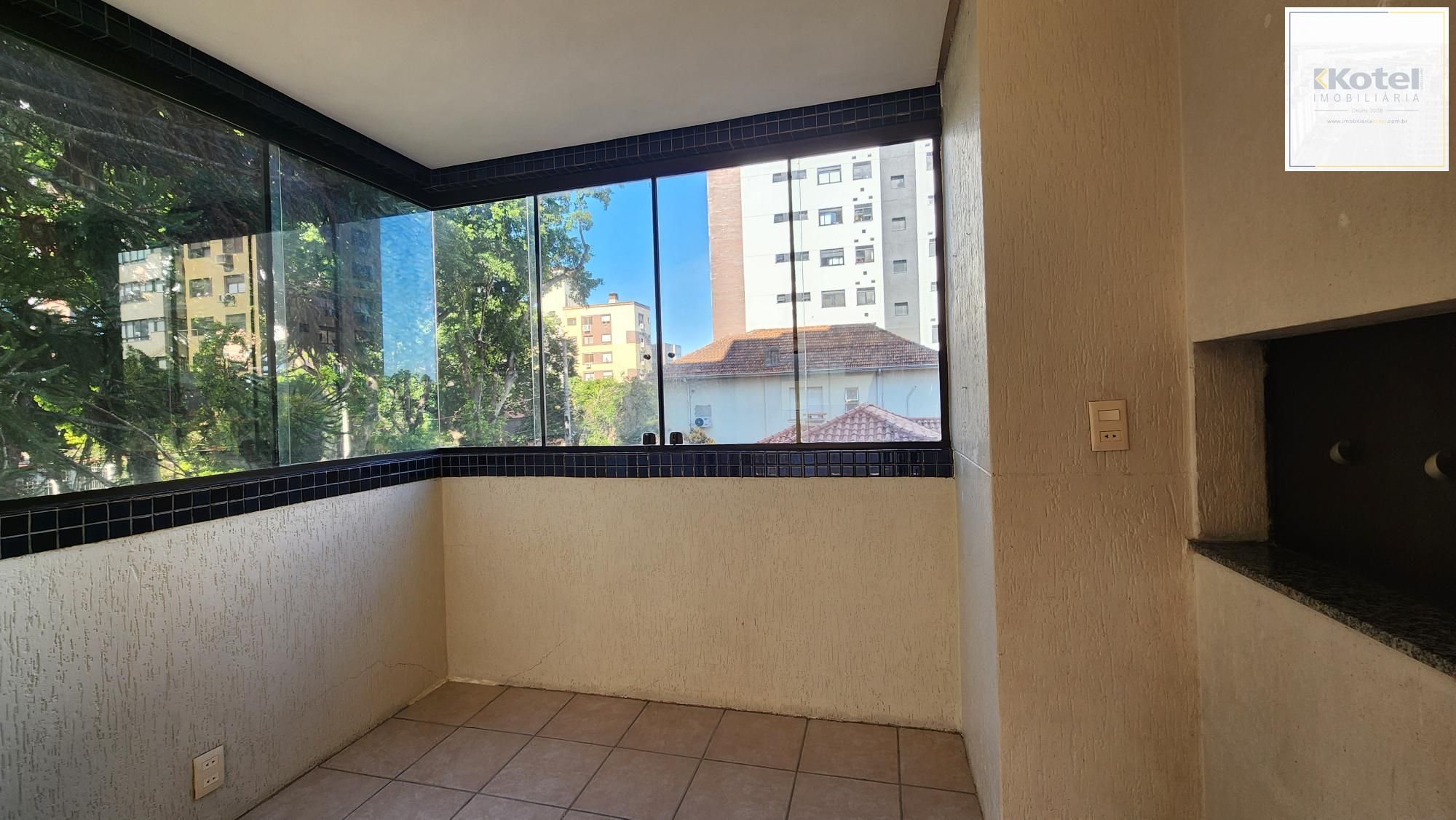Apartamento de 103m² com 3 dormitórios, 1 suíte e 2 Vagas no Bairro Petrópolis — foto 4