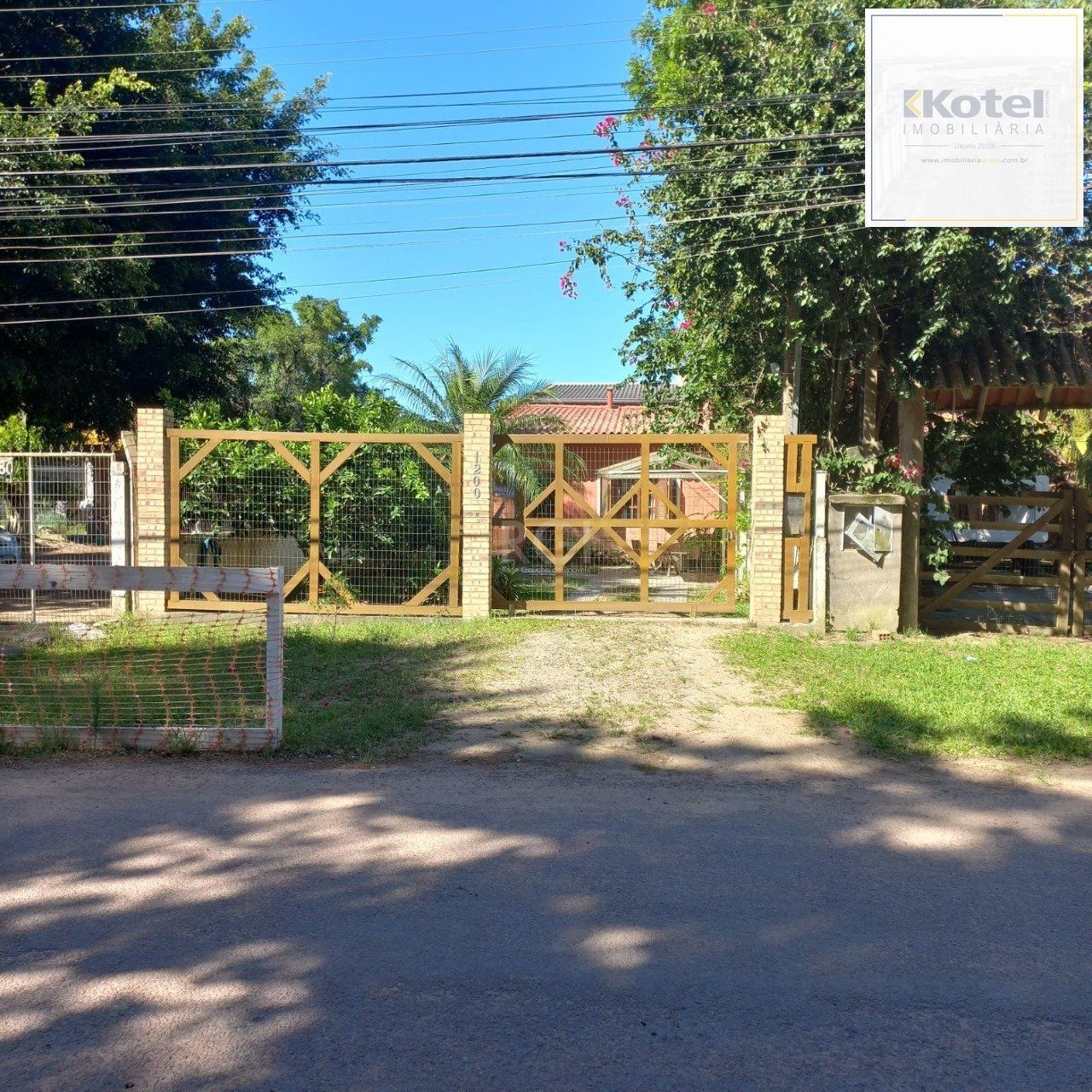 2 Casa com 4 quartos, 2 vagas de garagem, no bairro Belém Novo, Porto Alegre/RS — foto 2