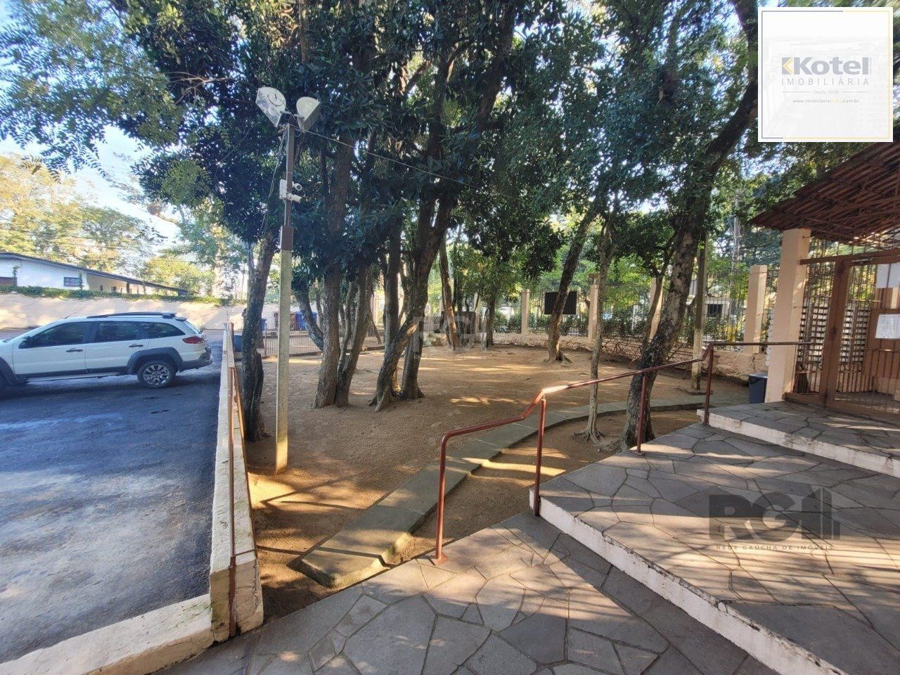 Sobrado para Venda - 36m², 2 dormitórios, 1 vaga - Guarujá, Porto Alegre — foto 4