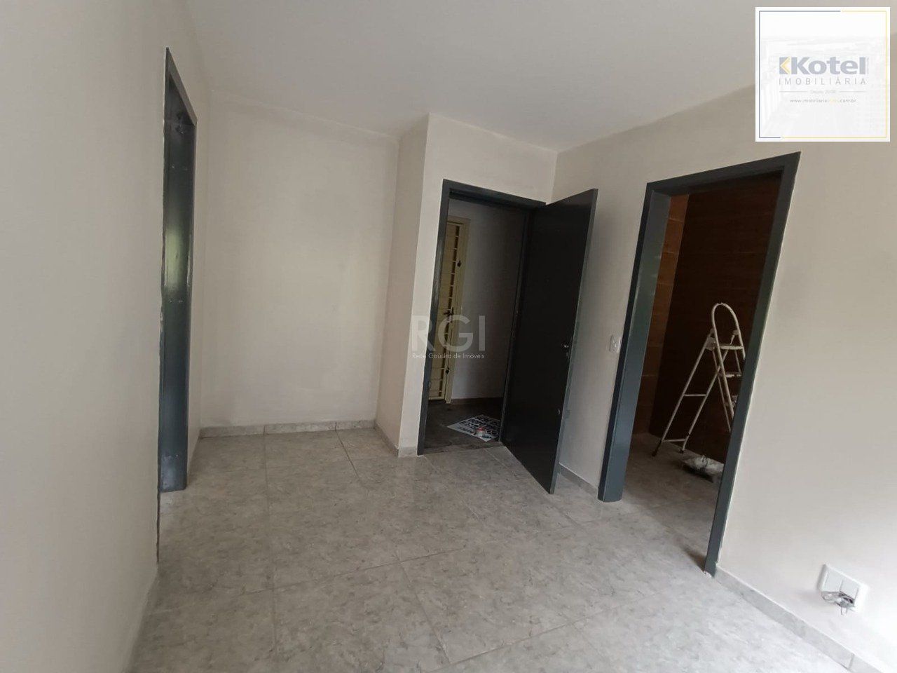 Apartamento para Venda - 33.3m², 1 dormitório, 1 vaga - Santo Antonio, Poa