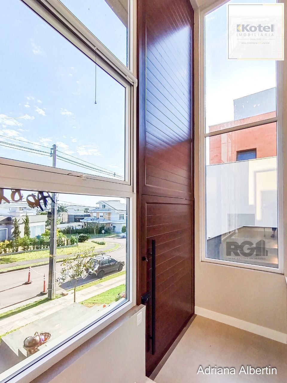 Casa Condominio para Venda - 287.21m², 3 dormitórios, sendo 3 suites, 2 vagas - Alphaville — foto 4