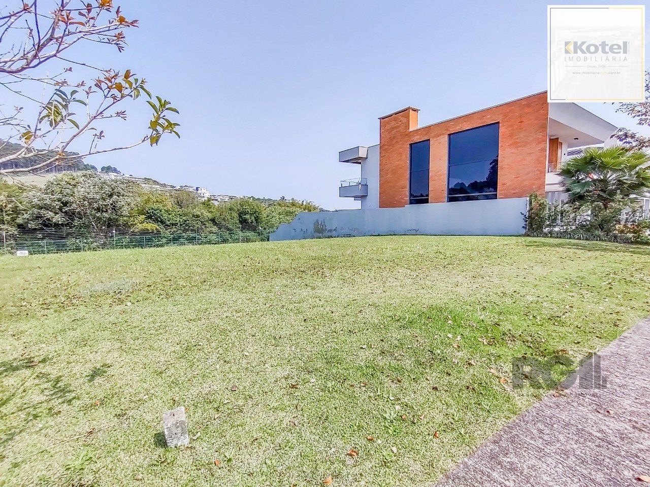 Excelente Lote Comercial — foto 2