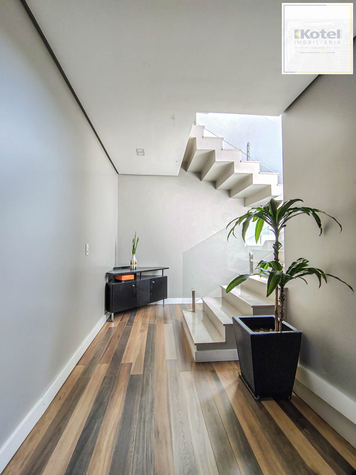 Casa de Condomínio, 3 quartos, à venda, 340 m², Alphaville - Porto Alegre — foto 2