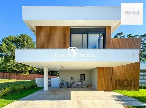 Casa com 4 suites