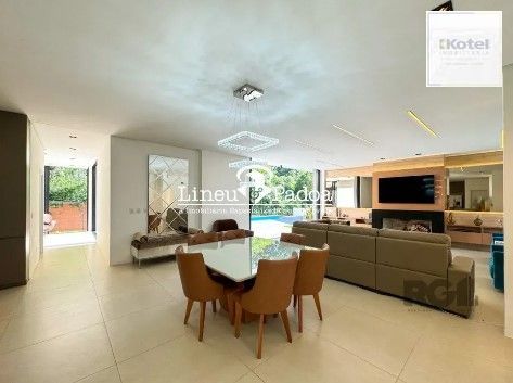 Casa com 4 suites