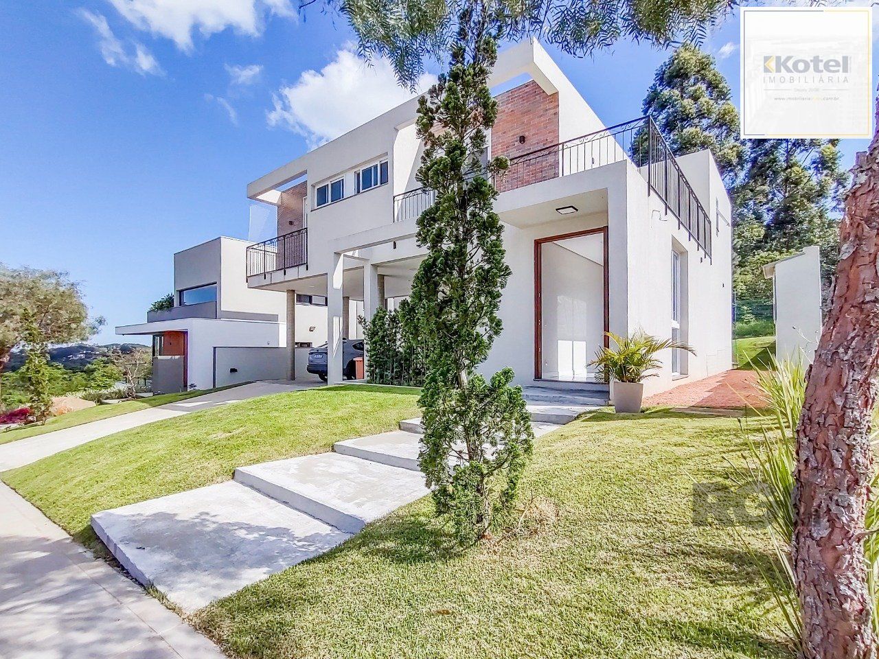 Casa com 284m² - em terreno de 566m² - Alphaville Porto Alegre — foto 2