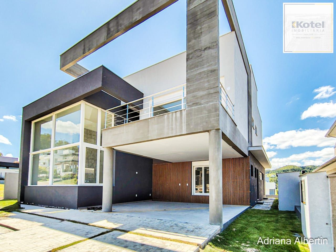 Casa em Alphaville com 3 suítes e pátio amplo — foto 4