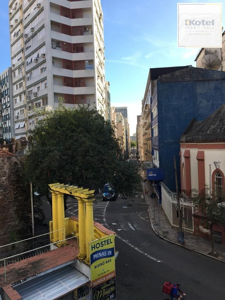 Apartamento de 01 dorm. no Centro Histórico
