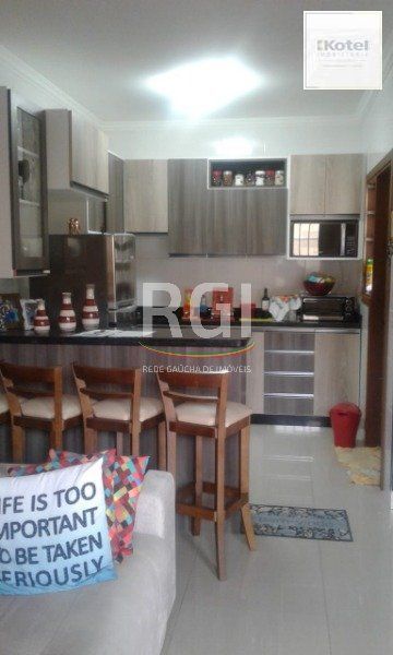 Casa Condominio para Venda - 77.6m², 2 dormitórios, 1 vaga - Partenon