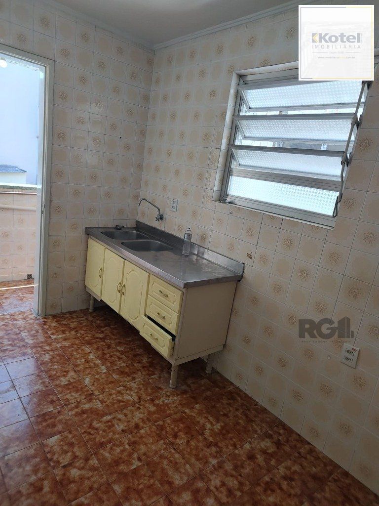 Apartamento 1Dormitório desocupado  na Venâncio Aires piso parquêt ensolarado área de serviço ac financiamento FGTS
