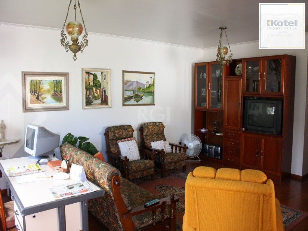 Casa para Venda - 246.24m², 5 dormitórios, sendo 1 suites, 4 vagas - Rubem Berta — foto 4