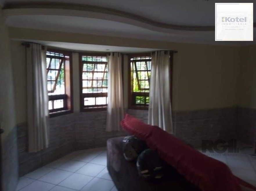 Casa 179m², 3 dormitórios, 3 vagas no bairro Parque Santa Fé — foto 2