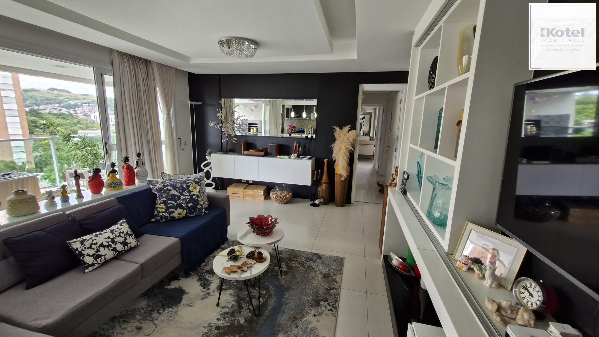 Apartamento mobiliado no Central Parque, 3 dormitorios sendo 1 suíte, banheiro social, lavabo, 114,00m² área privativa, 2 garagens