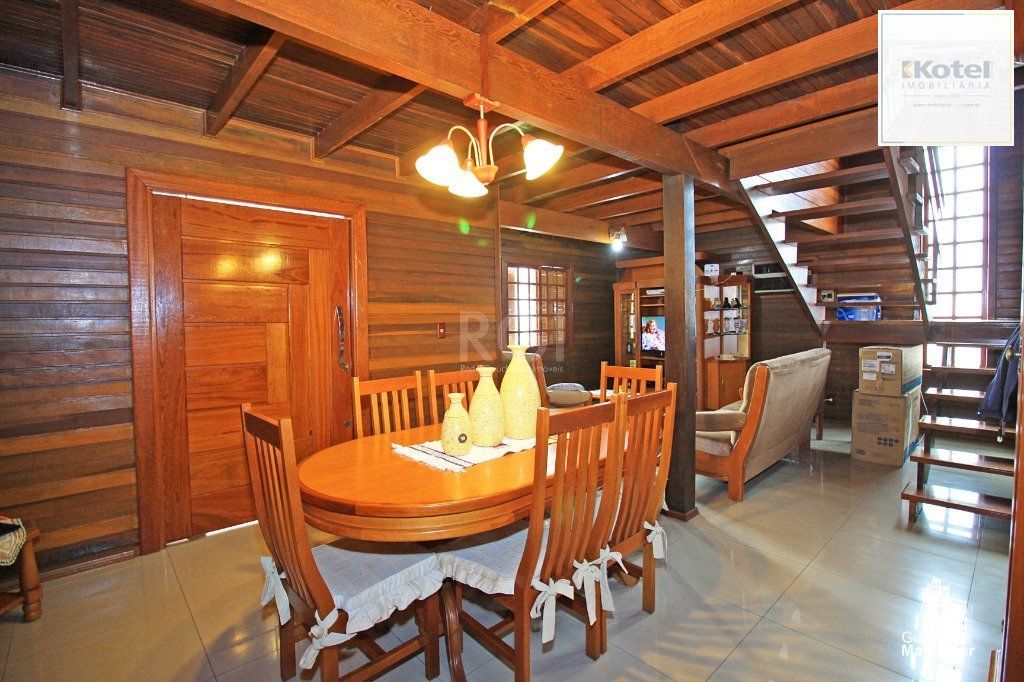 Casa para Venda - 235m², 3 dormitórios, sendo 1 suites, 3 vagas - Sarandi — foto 2