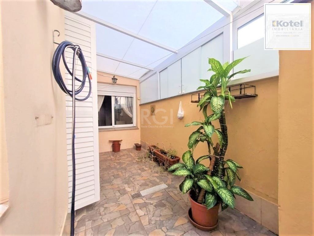 Apartamento de 3 dormitórios, Bairro Menino Deus