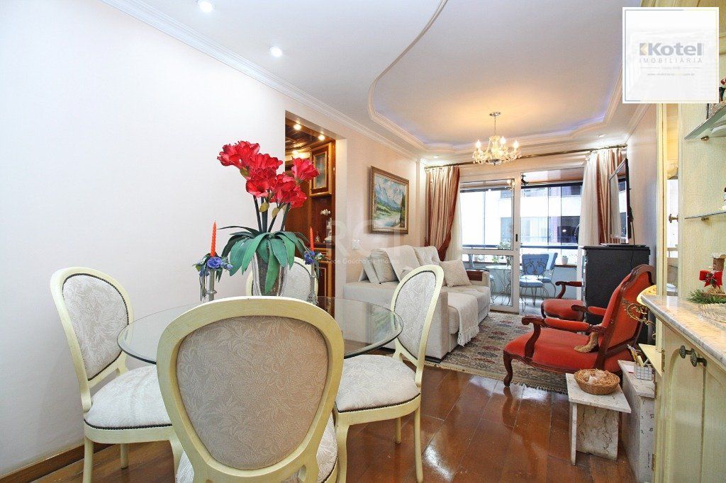 Apartamento para Venda - 72m², 2 dormitórios, 1 vaga - Passo da Areia