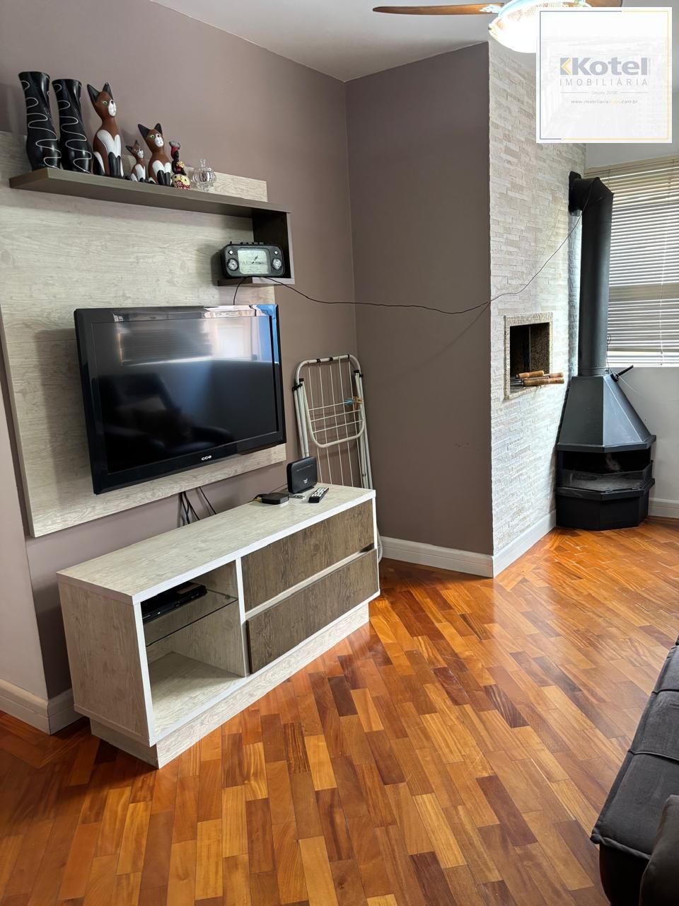 Apartamento de 02 dormitórios com infraestrutura completa no bairro Teresópolis/Porto Alegre-RS