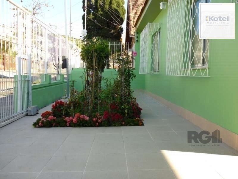 Casa 3 Dormitório(s) Bairro Partenon, Porto Alegre — foto 4