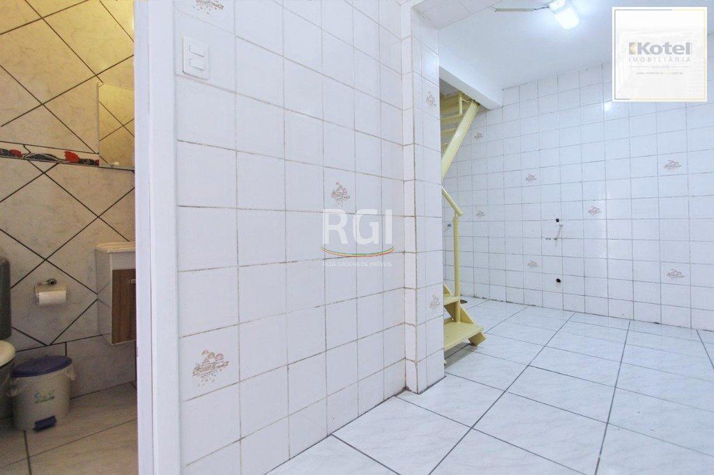 Sobrado para Venda - 70m², 2 dormitórios, Nonoai — foto 4
