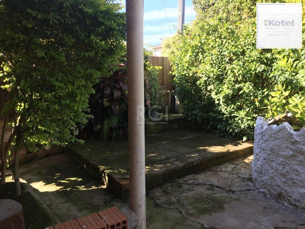 Casa para Venda - 74m², 3 dormitórios, 2 vagas - Nonoai — foto 4