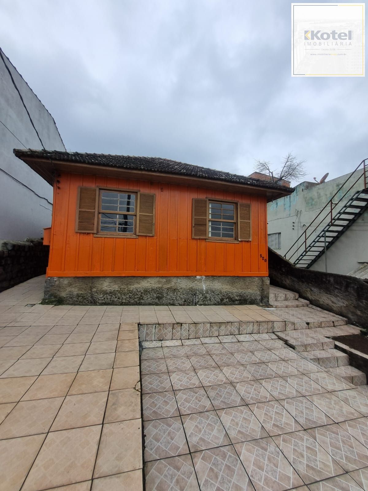 Casa para Venda - 160m², 4 dormitórios, 2 vagas - Glória — foto 2