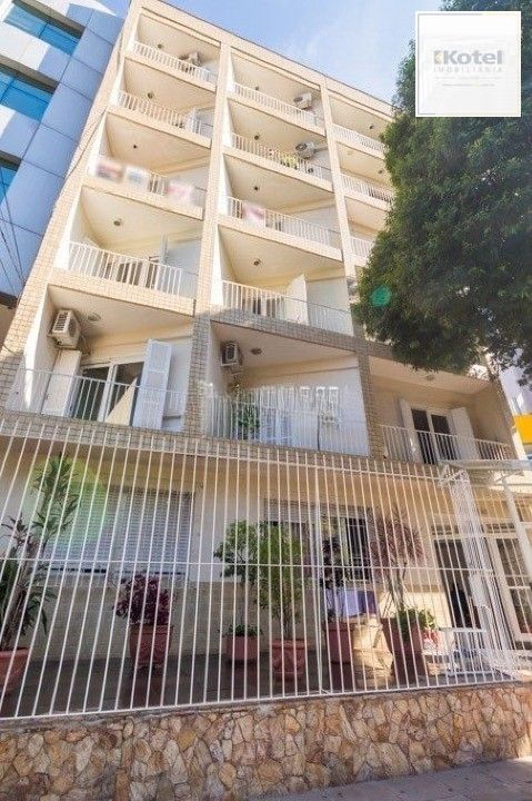 Apartamento Térreo  no Bairro Santana