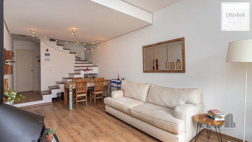 Casa em condomínio de 109m² - 3 dormitórios, 1 suíte e 1 vaga no bairro Teresópolis — foto 3
