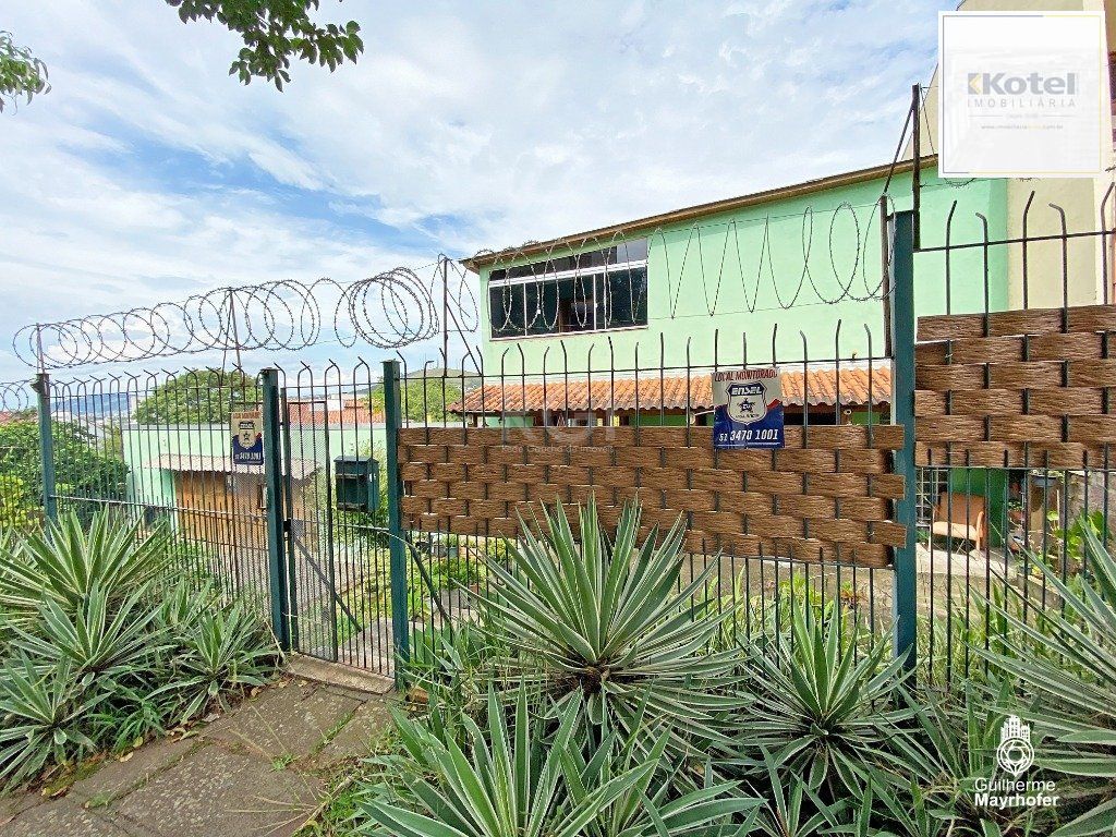 Casa para Venda - 220m², 2 dormitórios, sendo 2 suites, 3 vagas - Teresópolis — foto 4