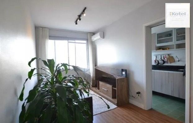 Apartamento com 2 quartos, 1 vaga e 58m² no bairro Menino Deus