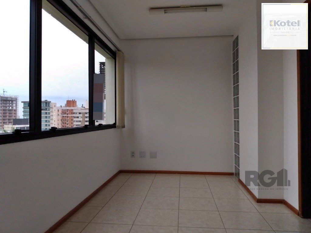 Sala Comercial à venda, 26m², Menino Deus - Porto Alegre