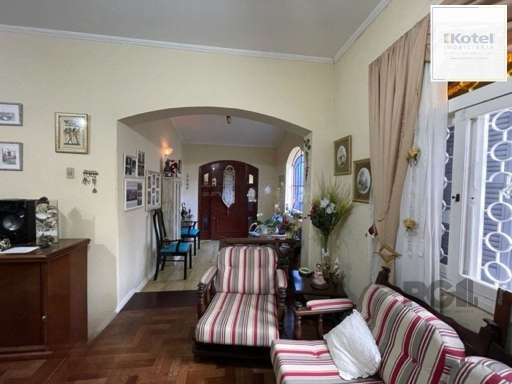 Casa 4 dormitórios no bairro Santa Tereza — foto 4