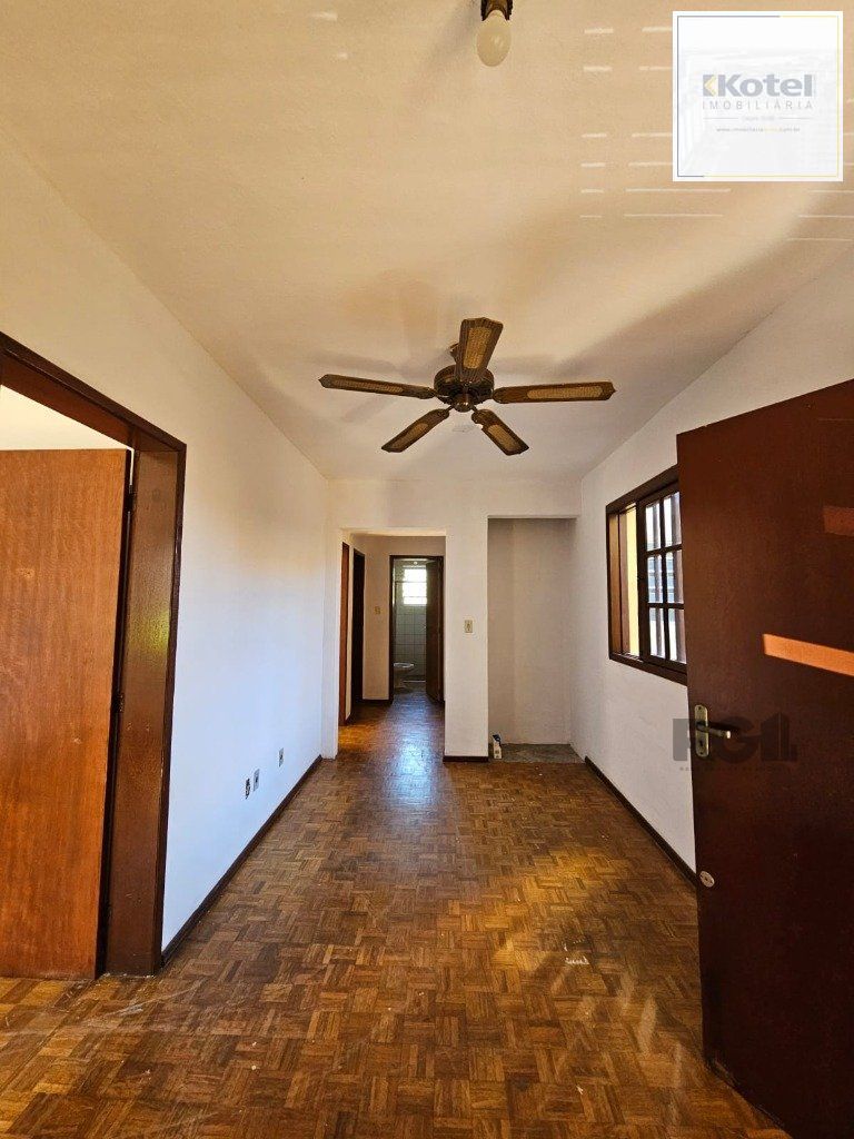 Casa para Venda - 248.56m², 5 dormitórios, 2 vagas - Teresópolis — foto 2