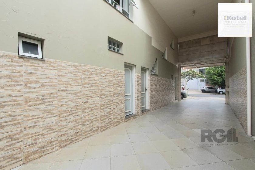 Casa 3 quartos à venda, 369m², Santa Maria Goretti - Porto Alegre